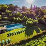 Luxe Escape Villa *