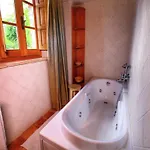 Luxe Escape